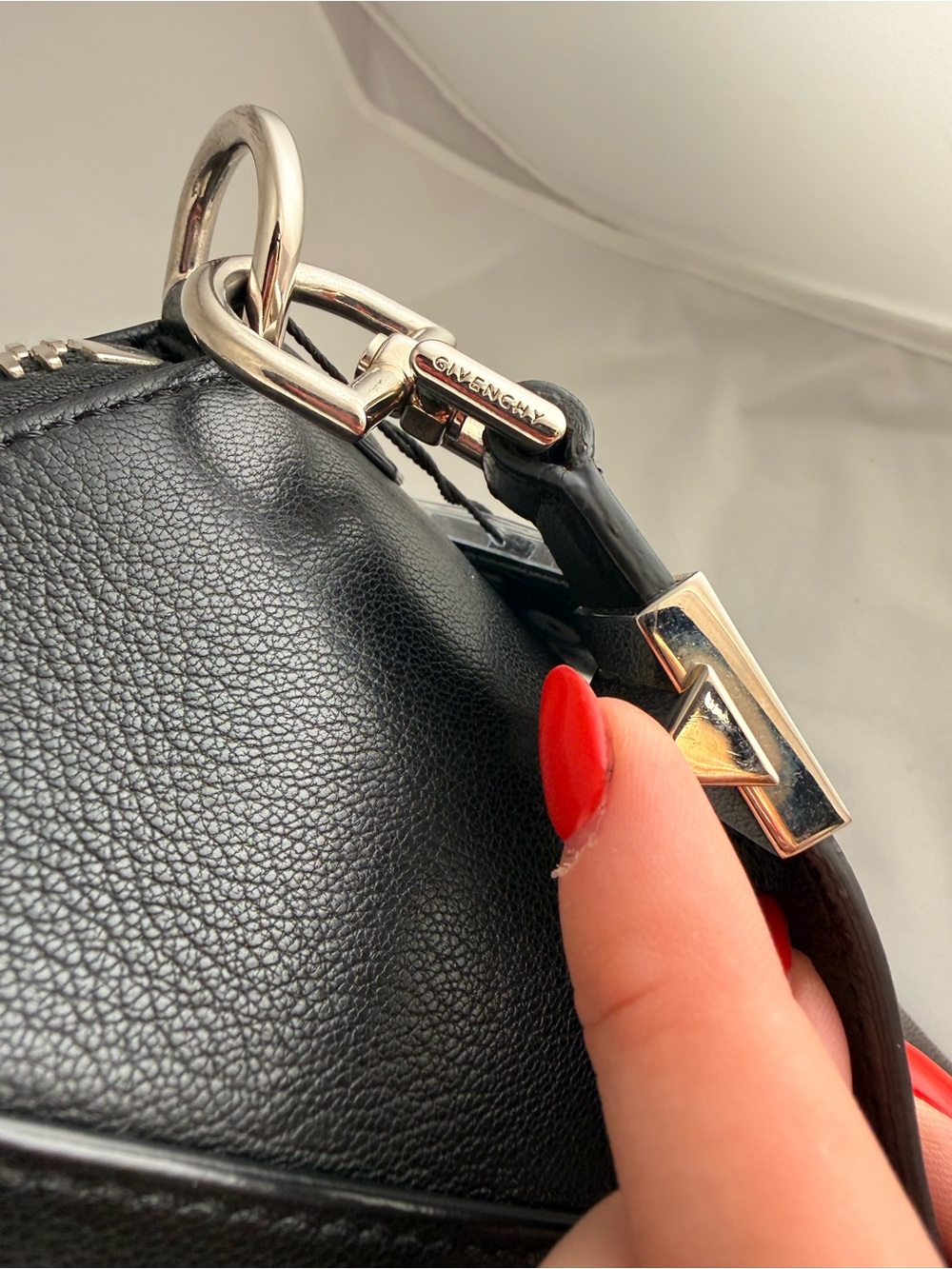 Givenchy Large Antigona Black Leather - Picture 4 of 13